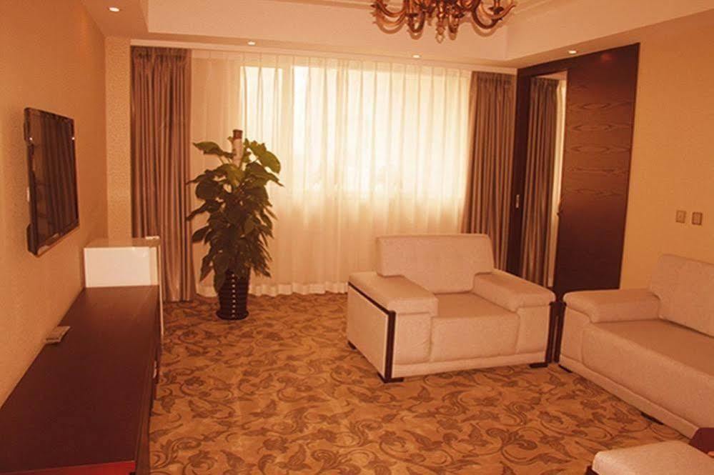 Shenyang Airport Hotel Экстерьер фото